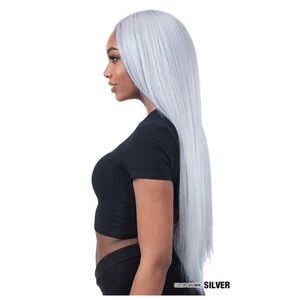 Two Bundles Silver Shake N Go Hair - one NWT, one NWOT 24”